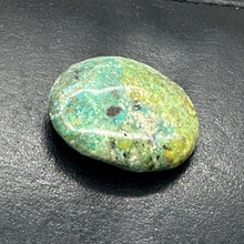 Load image into Gallery viewer, Turquoise Natural Focal 14g Nugget | 32x26x13mm | Blue | 1 Bead |