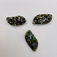 Load image into Gallery viewer, 2 Druzy Speckeled Ocean Jasper Wavy Pendant Beads 6857B