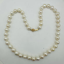 Load image into Gallery viewer, Lovely Creamy White Freshwater Pearl & 14K Gold 21 inch Necklace 9809