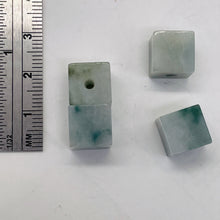 Load image into Gallery viewer, Jade AAA Cube Beads | 10x10mm | Lavender | 4 Beads |