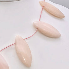Load image into Gallery viewer, Pink Peruvian Opal Marquis Briolette 12 Bead Strand 10815H