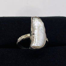 Load image into Gallery viewer, Pearl Sterling Silver Biwa Ring | 9.25 | Rainbow White |