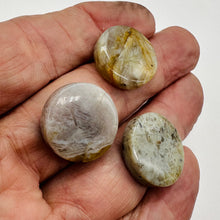 Load image into Gallery viewer, 3 Beads of Window Pane Agate 20mm Coin 9200