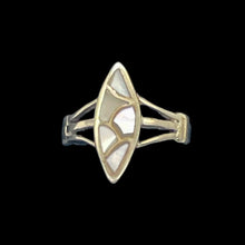Load image into Gallery viewer, Mother of Pearl Sterling Silver Inlaid Briolette Ring |Size 8.25 | Silver White|