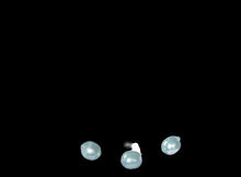 Load image into Gallery viewer, 3 Natural White 12 to10mm Pear-Shape FW Pearls 3104