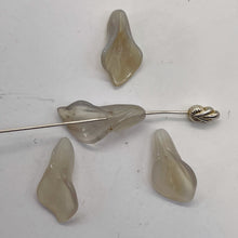 Load image into Gallery viewer, Chalcedony Calla Lily Flower Beads | 22x11x2.5mm - 27x11x2mm | White | 4 Beads |