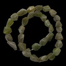 Load image into Gallery viewer, Misty Apple Green Apatite Nugget Bead Strand 109532