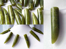 Load image into Gallery viewer, Serpentine 'Dragon Claw' Pendant Bead Strand 108573