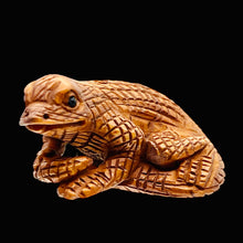 Load image into Gallery viewer, Intricate Carved & Signed Boxwood Lizard Ojime/Netsuke Bead