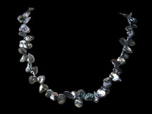 Load image into Gallery viewer, Design Platinum Rosepetal Keishi FW Pearl Strand 109050B