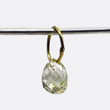 Load image into Gallery viewer, 0.22cts Natural Canary 3x3x2mm Diamond & 18K Gold Pendant 8798F