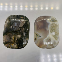 Load image into Gallery viewer, Moss Agate, Flat Rounded Rectangle Pendant Beads | 40x30x8mm| Black, White | 2 |