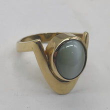 Load image into Gallery viewer, Cats Eye Chrysoberyl 14K Gold Ring 12x10mm Stone | Size 8 | White, Green Tint |