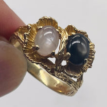 Load image into Gallery viewer, Star Sapphires 14K Yellow Gold Ring |7x5 Oval Stones | Size 7.75 | Black, White|