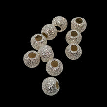 Load image into Gallery viewer, 8 Star Dust 3mm Shimmering Silver Round Beads 007845