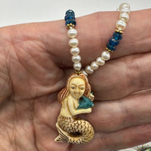 Load image into Gallery viewer, Splash Carved Mermaid Pearl & 14Kgf 18 inch Necklace 210311