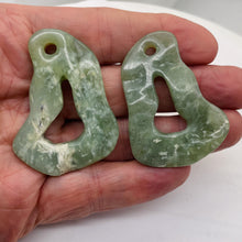 Load image into Gallery viewer, Serpentine New Jade 19g Irregular Loop Pendant Beads| 55x40x8mm | Green, White |