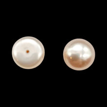 Load image into Gallery viewer, Natural Lavender Pearl (1) Pair 8.5mm 1/2 Drilled 003914
