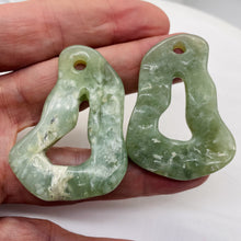 Load image into Gallery viewer, Serpentine New Jade 19g Irregular Loop Pendant Beads| 55x40x8mm | Green, White |