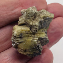 Load image into Gallery viewer, Heulandite 21g Crystaline Display Specimen | 40x28x27mm | Sparkling white, Gray|