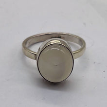 Load image into Gallery viewer, Moonstone Sterling Silver Oval Ring | 7 | White |