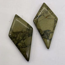 Load image into Gallery viewer, Owyhee Jasper Kite Briolette Pendant Beads | 43x23x4mm | Gray Black | 2 Beads |