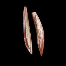 Load image into Gallery viewer, 1 Designer Blade Cut Pink Mussel Shell Pendant Bead 4423B