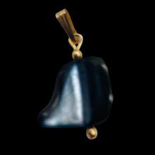 Load image into Gallery viewer, Black Lip Shell 14kgf Drop Pendant | 1" Long | Black White | 1 Pendant |