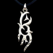 Load image into Gallery viewer, Celtic design Sterling Silver Pendant