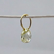 Load image into Gallery viewer, 0.22cts Natural Canary 3x3x2mm Diamond & 18K Gold Pendant 8798F