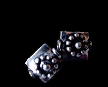 Load image into Gallery viewer, Unique 2 Hand Made Square Flower 3.2 Grams Solid Silver Beads 004013