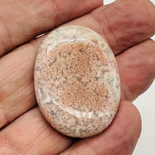 Load image into Gallery viewer, Speckled Peach Chalcedony Pendant Bead Strand 109155