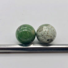 Load image into Gallery viewer, 2 Spiderweb Green Turquoise 12mm Round Beads 7535