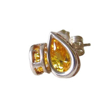 Load image into Gallery viewer, November! Pear 11x7mm Created topaz 925 Sterling Silver Stud Earrings 10154Gkb