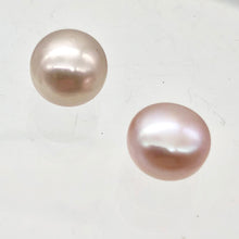 Load image into Gallery viewer, Natural Lavender Pearl (1) Pair 8.5mm 1/2 Drilled 003914