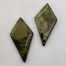 Load image into Gallery viewer, Owyhee Jasper Kite Briolette Pendant Beads | 43x23x4mm | Gray Black | 2 Beads |