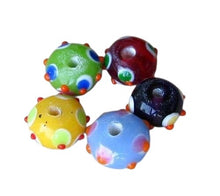 Load image into Gallery viewer, 5 Hand Made Glass Lampwork Pokey Roundel Beads 7591