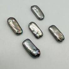 Load image into Gallery viewer, 5 Glamour Platinum FW Rectangle Coin Pearls 9935