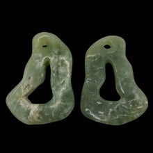 Load image into Gallery viewer, Serpentine New Jade 19g Irregular Loop Pendant Beads| 55x40x8mm | Green, White |