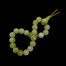 Load image into Gallery viewer, Serpentine 7" Strung Strand Round Beads | 8mm | Green | 21 Beads |