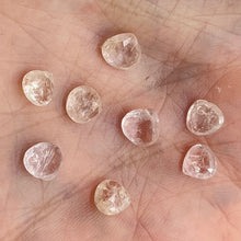 Load image into Gallery viewer, 1 Premium 6x6x4 to 5.5x5.5x3.5mm Topaz Faceted Briolette Bead 4077I