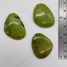 Load image into Gallery viewer, Turquoise Faustite | 32x24 to 30x25mm | Chartreuse, Black | 3 Beads