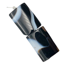 Load image into Gallery viewer, 2 Beads of Black & White Sardonyx 30x22x5mmPendant Beads