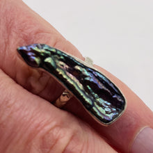 Load image into Gallery viewer, Pearl Sterling Silver Biwa Baroque Ring | Size 7 | Blue Purple | 1 Ring |