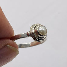 Load image into Gallery viewer, Pearl Sterling Silver Round Ring | Size 8 | White |