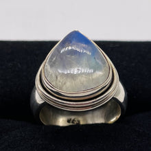 Load image into Gallery viewer, Moonstone Sterling Silver Oval Stone Ring | 8.5 | Blue Flash |