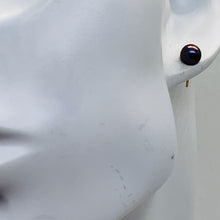 Load image into Gallery viewer, Pearl 14K Gold Round Post Earrings| 6mm | Lavender | 1 Pair |