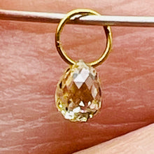 Load image into Gallery viewer, 0.28cts Natural Canary Diamond 18K Gold Pendant 8798J