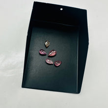 Load image into Gallery viewer, Sapphire AAA Faceted 2.1cts Parcel Briolette 4 Beads| 6x4 to 5x4mm| Pink,Orange