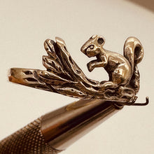 Load image into Gallery viewer, Sterling Silver Squirrel Ring Size 7 Woodland Animal Nature Jewelry USA